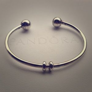 Pandora open bangle